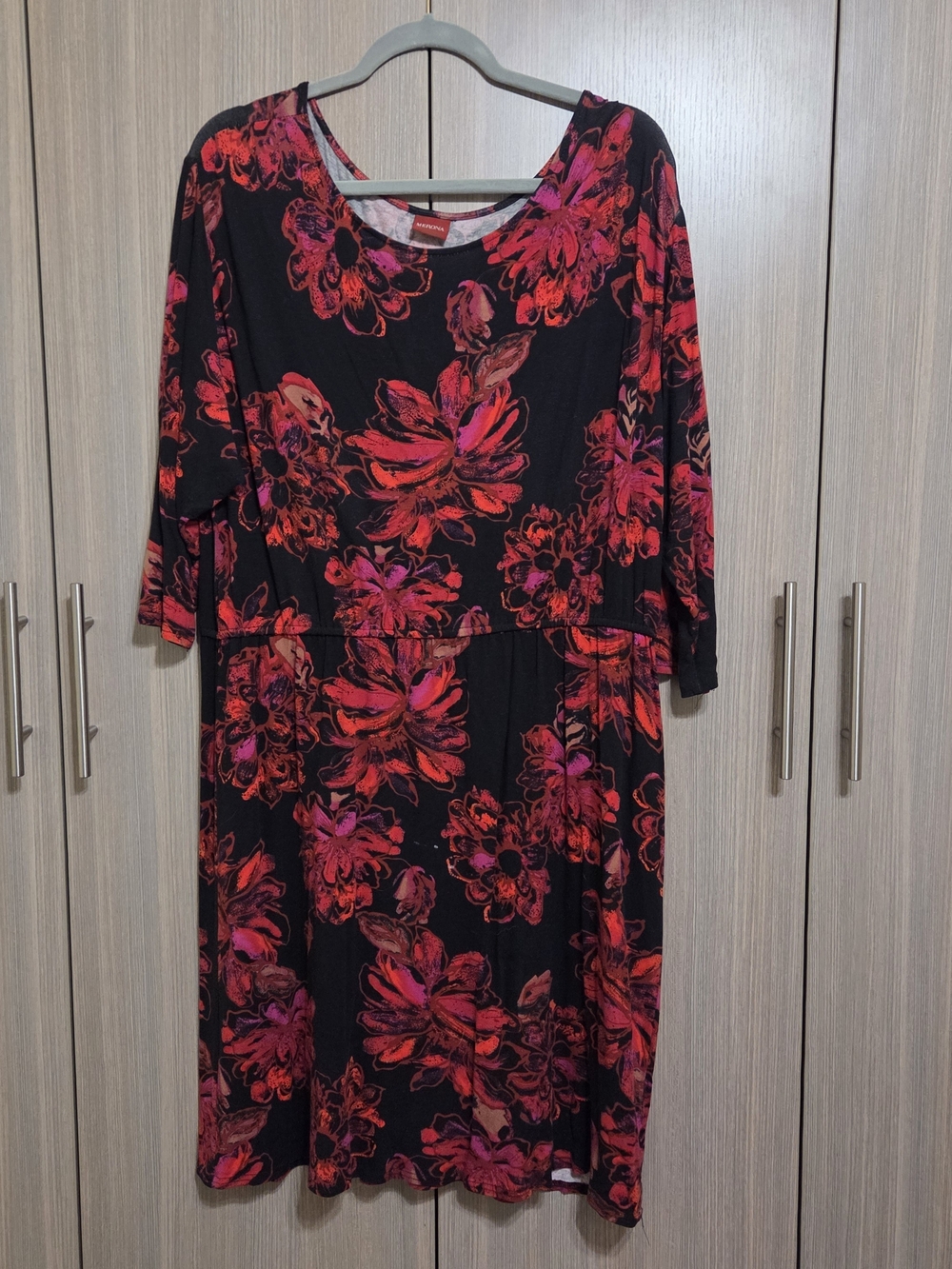 Women's Floral Knee Length Dress